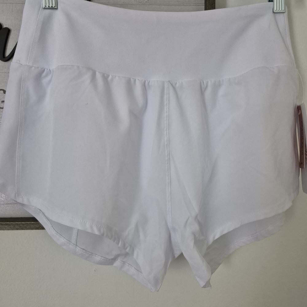 Gottex White Garment with Metallic Accents
